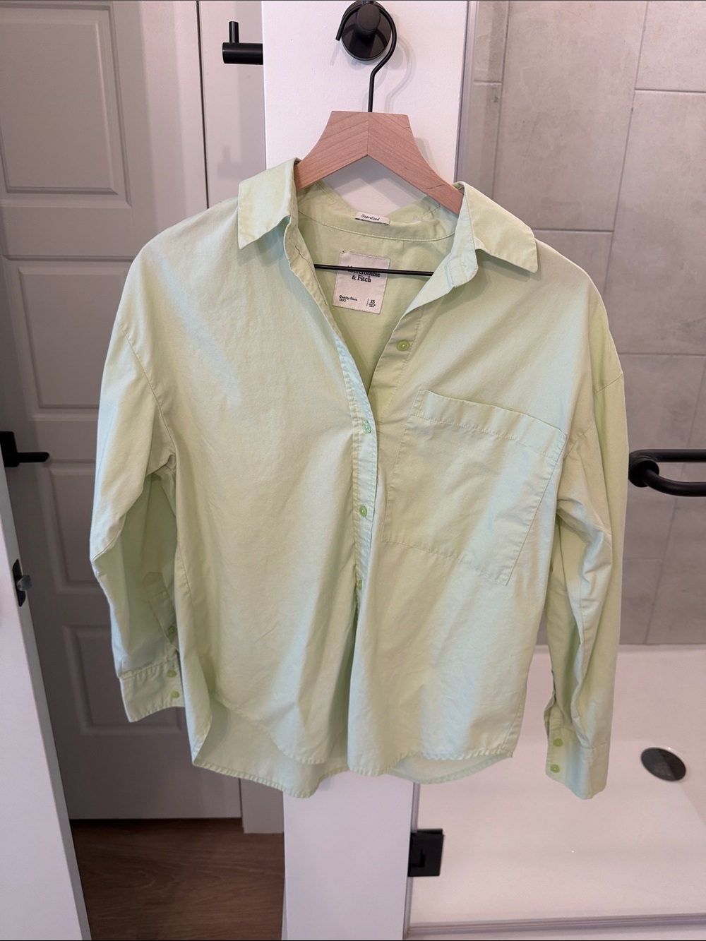 Abercrombie & Fitch Light Green Button-Down Shirt